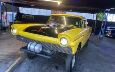 Ford-Ranchero-1957-9