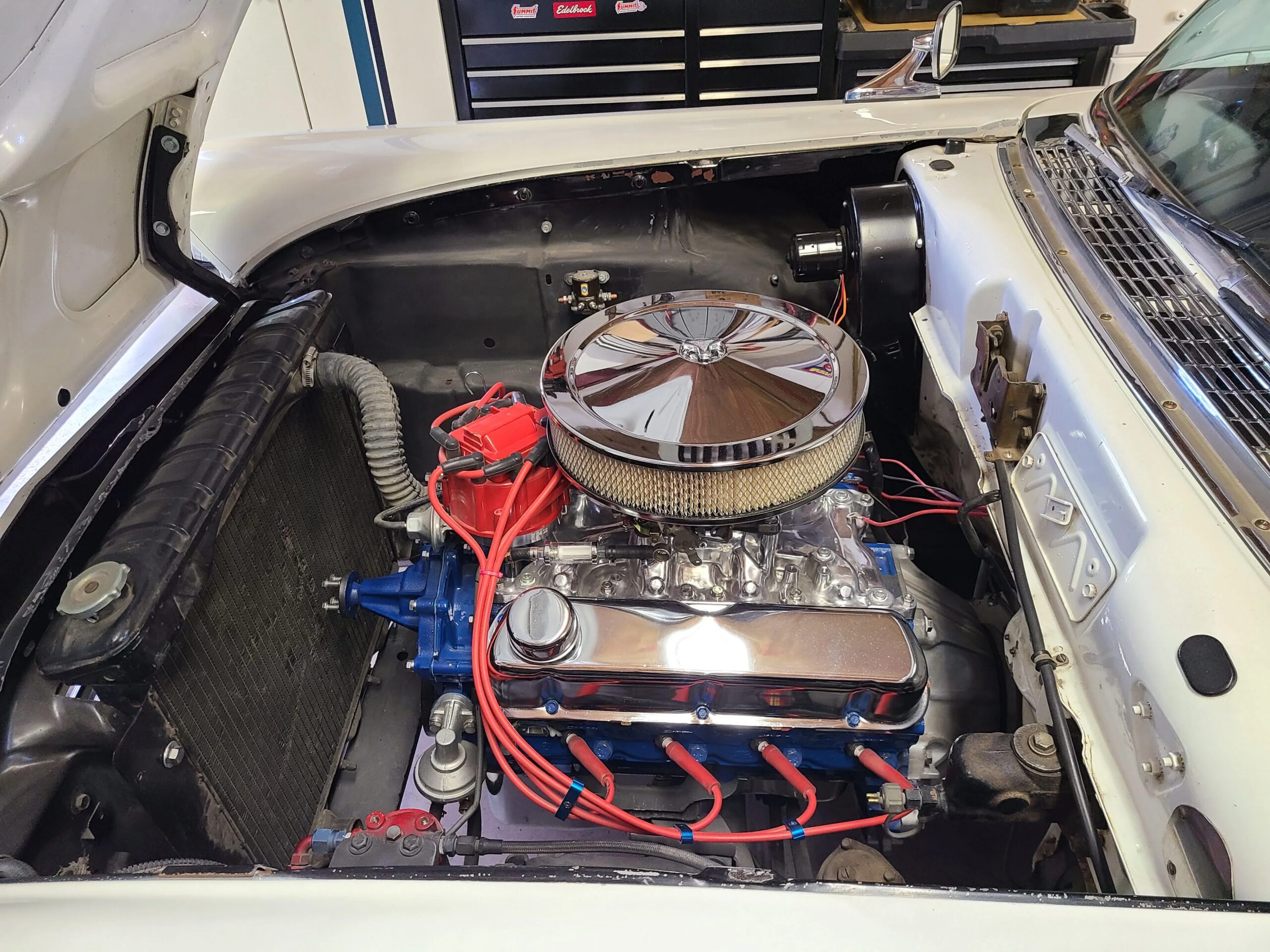 Ford-Ranchero-1957-White-Black-9
