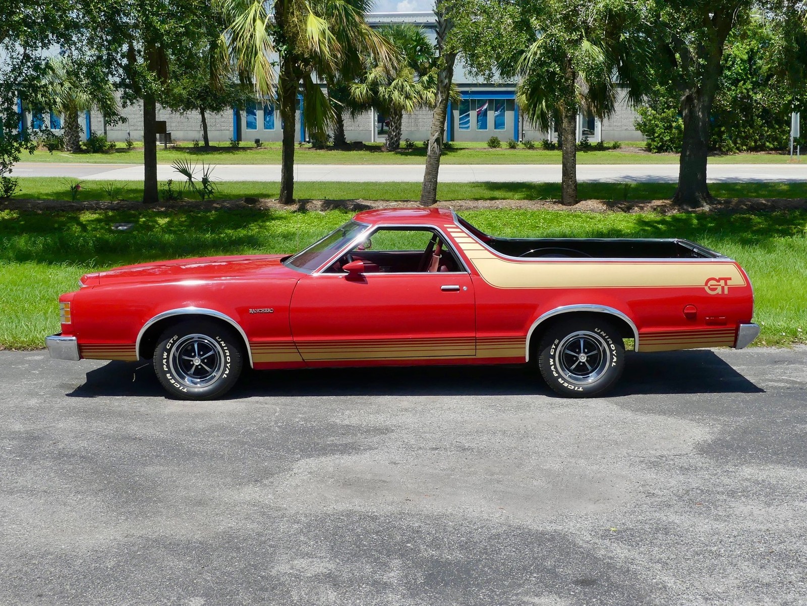 Ford-Ranchero-1977-Pickup-Truck-10