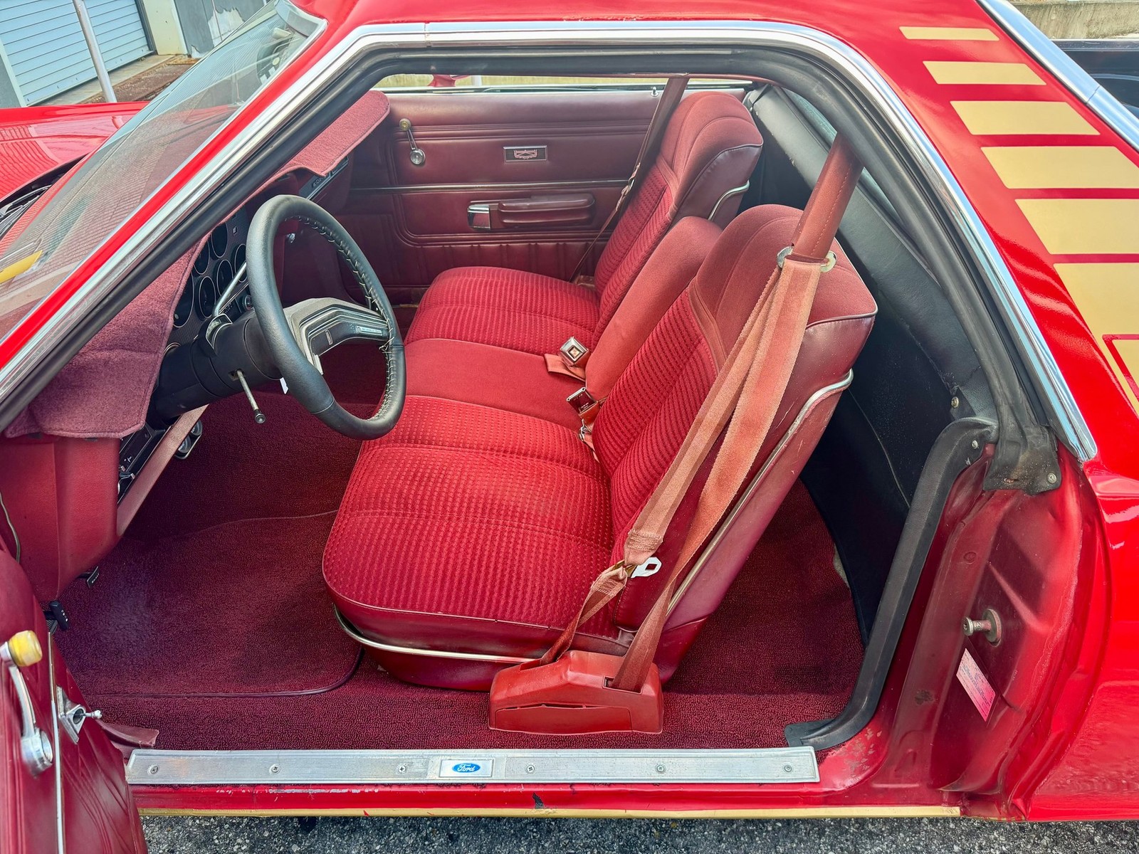 Ford-Ranchero-1977-Pickup-Truck-3