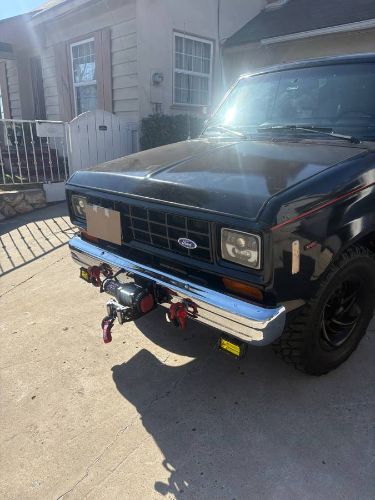 Ford-Ranger-1984-9