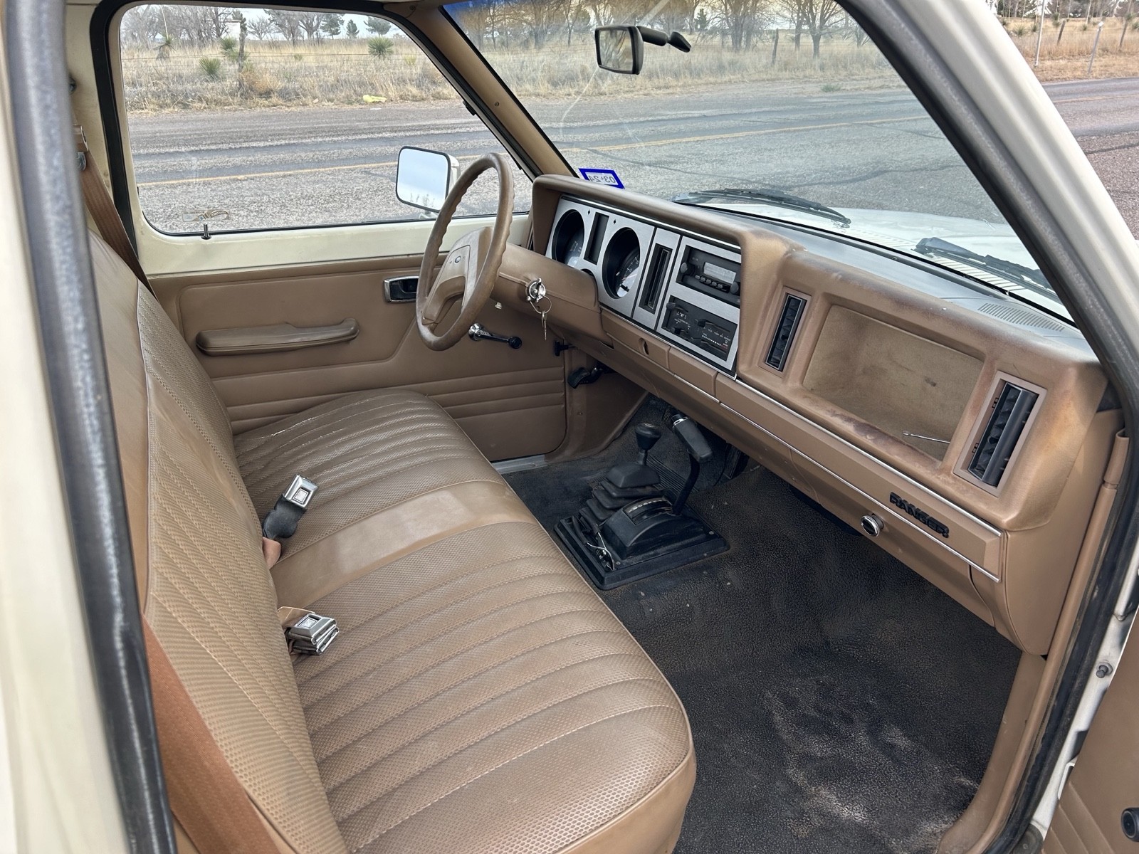 Ford-Ranger-1986-8