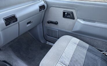 Ford-Ranger-1991-20