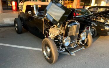 Ford-Roadster-1932-Black-13