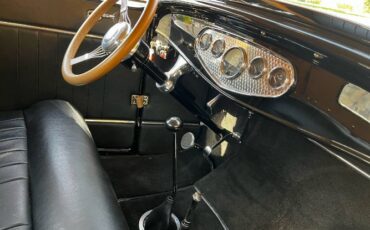 Ford-Roadster-1932-Black-17