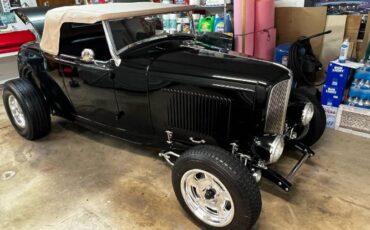 Ford-Roadster-1932-Black-5
