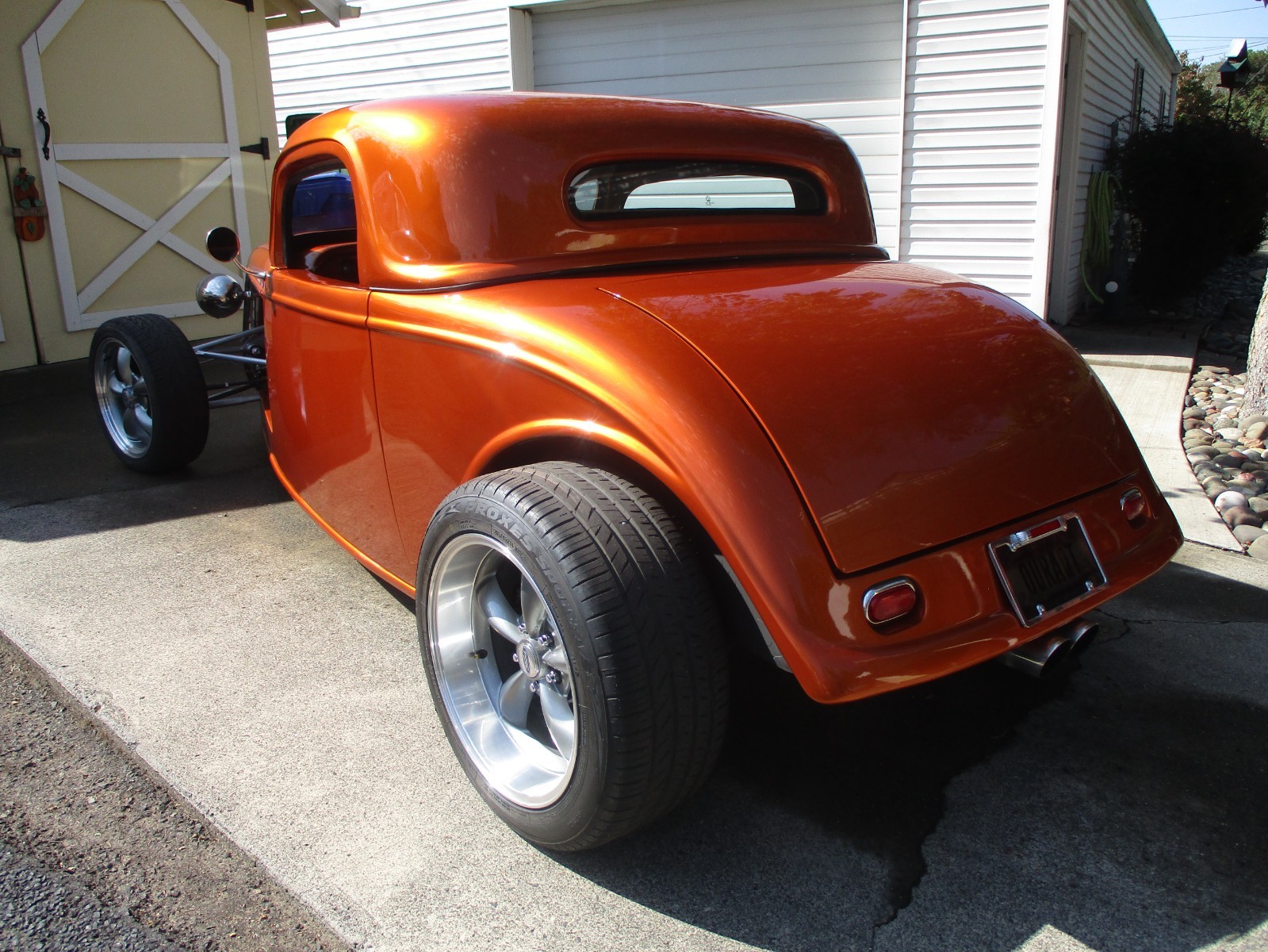 Ford-Roadster-1933-Convertible-12