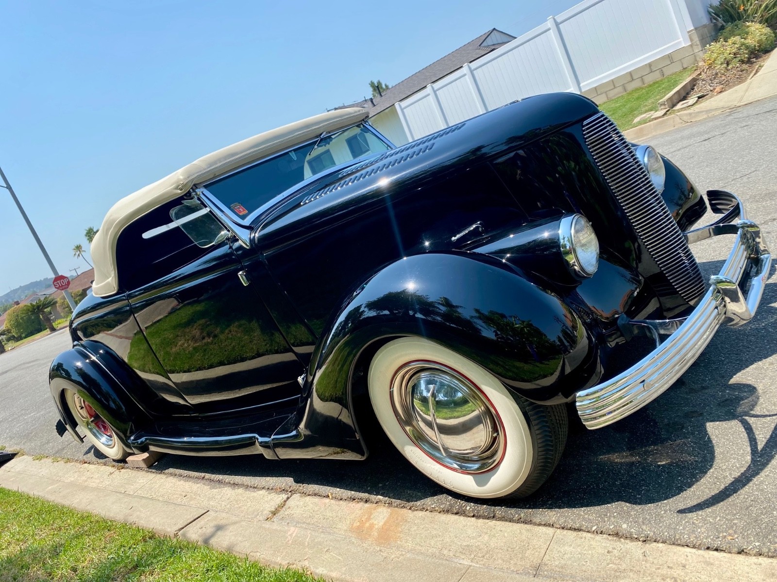 Ford-Roadster-1936-Convertible-11