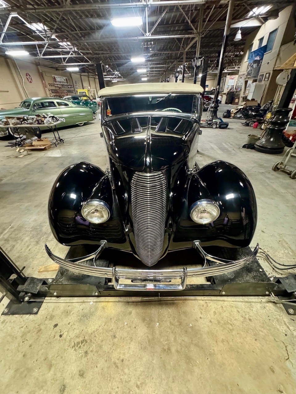 Ford-Roadster-1936-Convertible-4
