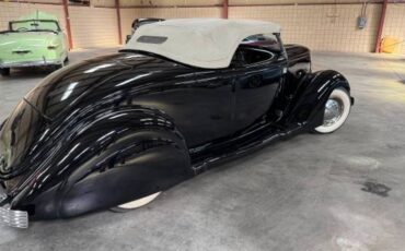 Ford-Roadster-1936-Convertible-5
