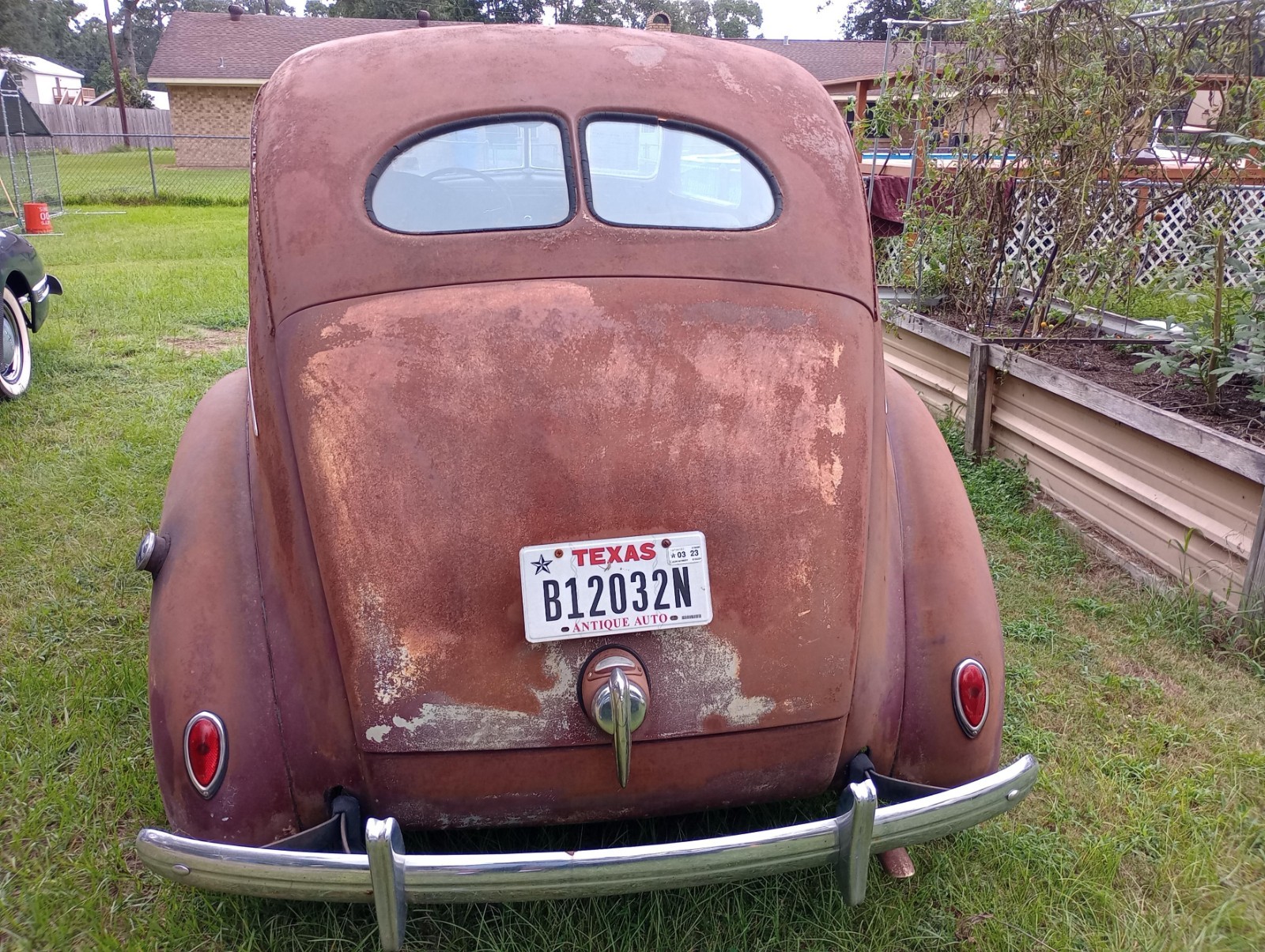Ford-Sedan-1939-Sedan-1