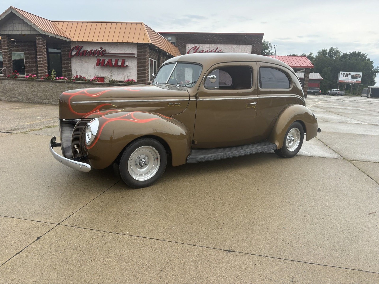 Ford Sedan 1940 --