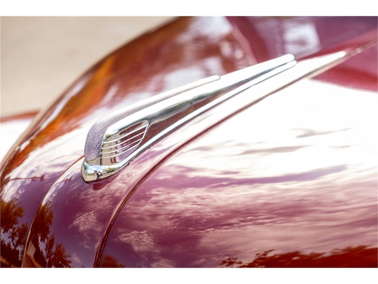 Ford-Sedan-delivery-1947-Wine-Burgundy-Gray-2