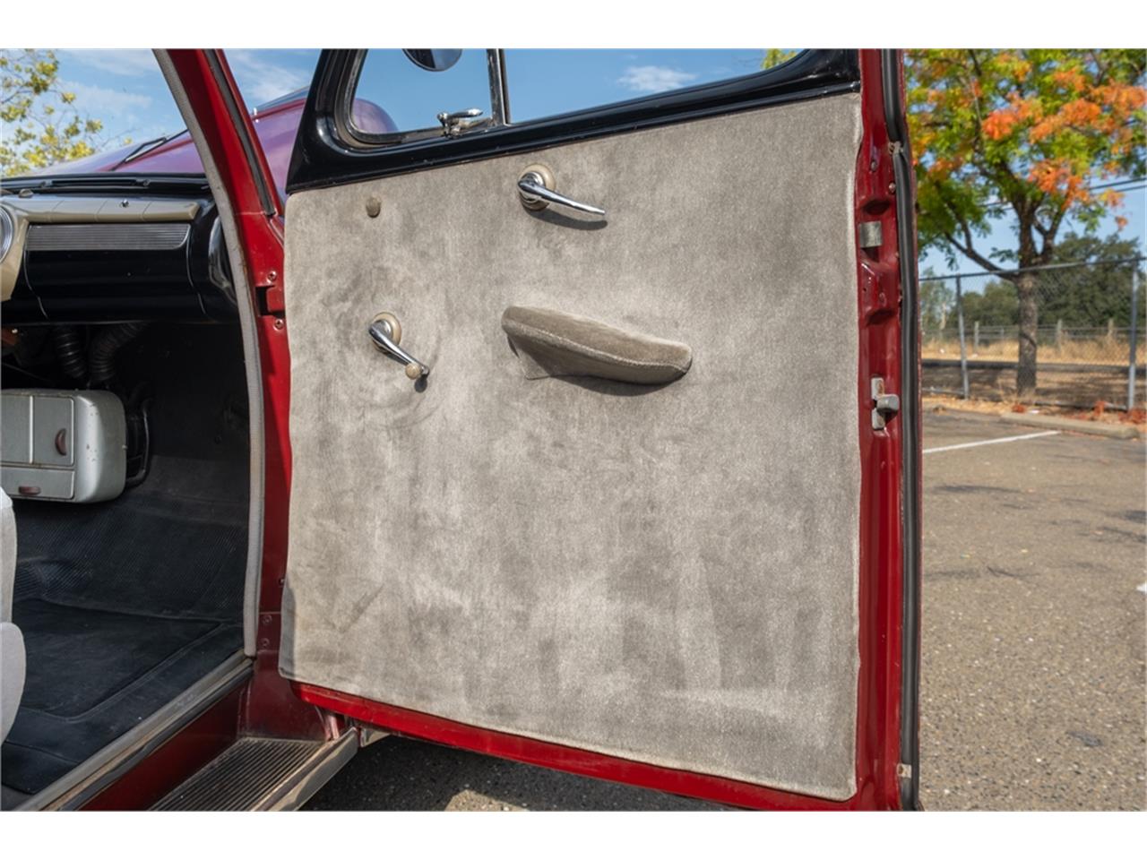Ford-Sedan-delivery-1947-Wine-Burgundy-Gray-67