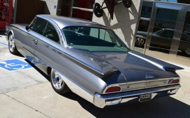 Ford-Starliner-1960-Gray-11