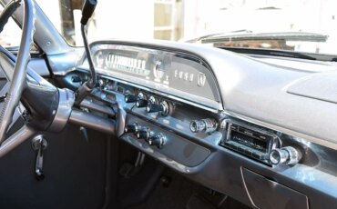 Ford-Starliner-1960-Gray-27