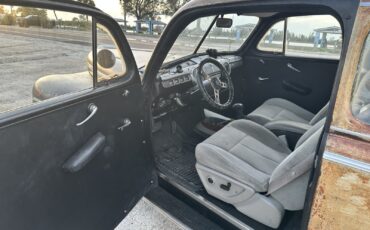 Ford-Super-Deluxe-1946-Sedan-18
