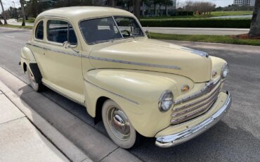 Ford-Super-deluxe-1946-Yellow-Blue-9