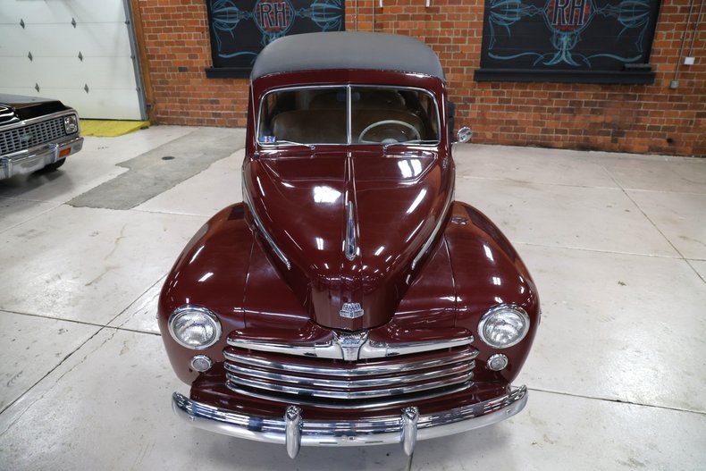 Ford-Super-deluxe-1948-Burgundy-Brown-13