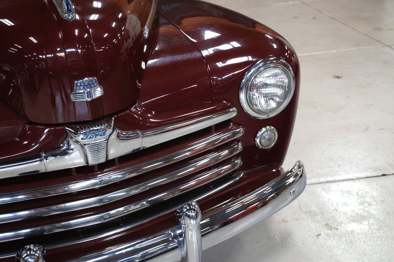 Ford-Super-deluxe-1948-Burgundy-Brown-15