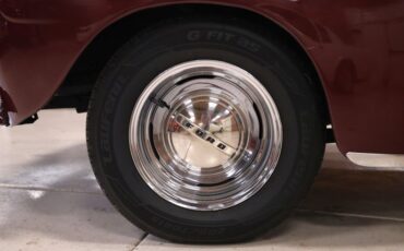Ford-Super-deluxe-1948-Burgundy-Brown-19