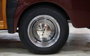 Ford-Super-deluxe-1948-Burgundy-Brown-21
