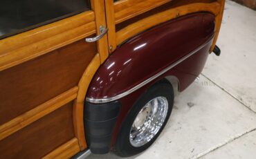 Ford-Super-deluxe-1948-Burgundy-Brown-34