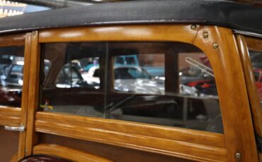 Ford-Super-deluxe-1948-Burgundy-Brown-35