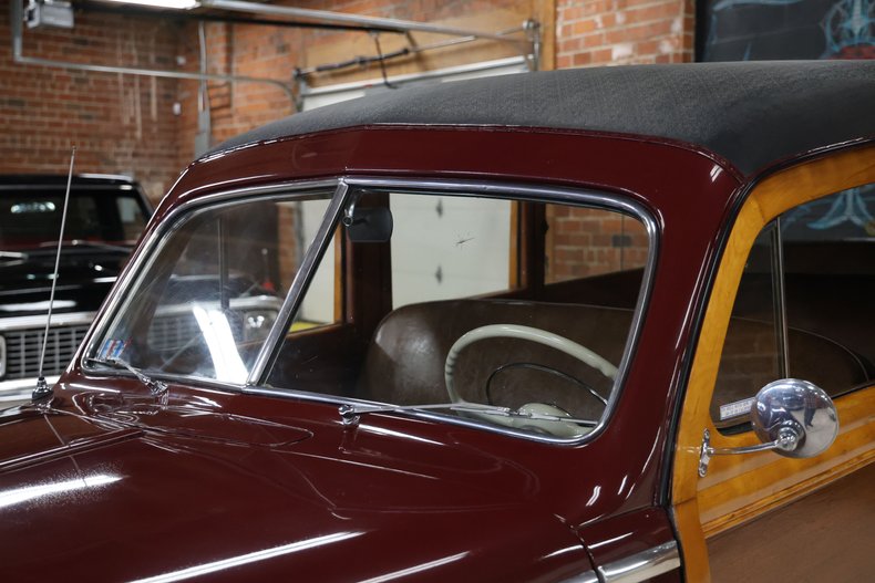 Ford-Super-deluxe-1948-Burgundy-Brown-36