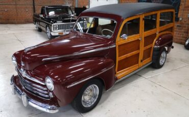 Ford-Super-deluxe-1948-Burgundy-Brown