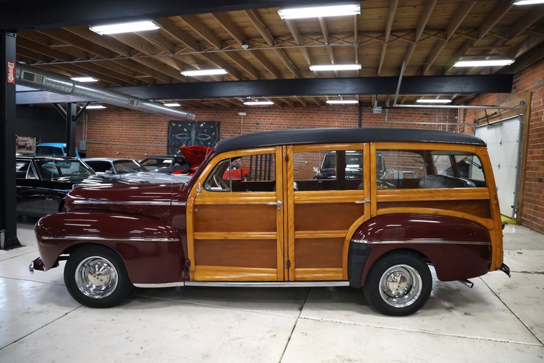 Ford-Super-deluxe-1948-Burgundy-Brown-38