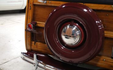 Ford-Super-deluxe-1948-Burgundy-Brown-48