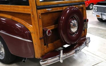 Ford-Super-deluxe-1948-Burgundy-Brown-5
