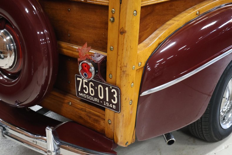 Ford-Super-deluxe-1948-Burgundy-Brown-9