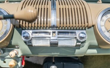 Ford-Super-deluxe-1948-Green-White-20