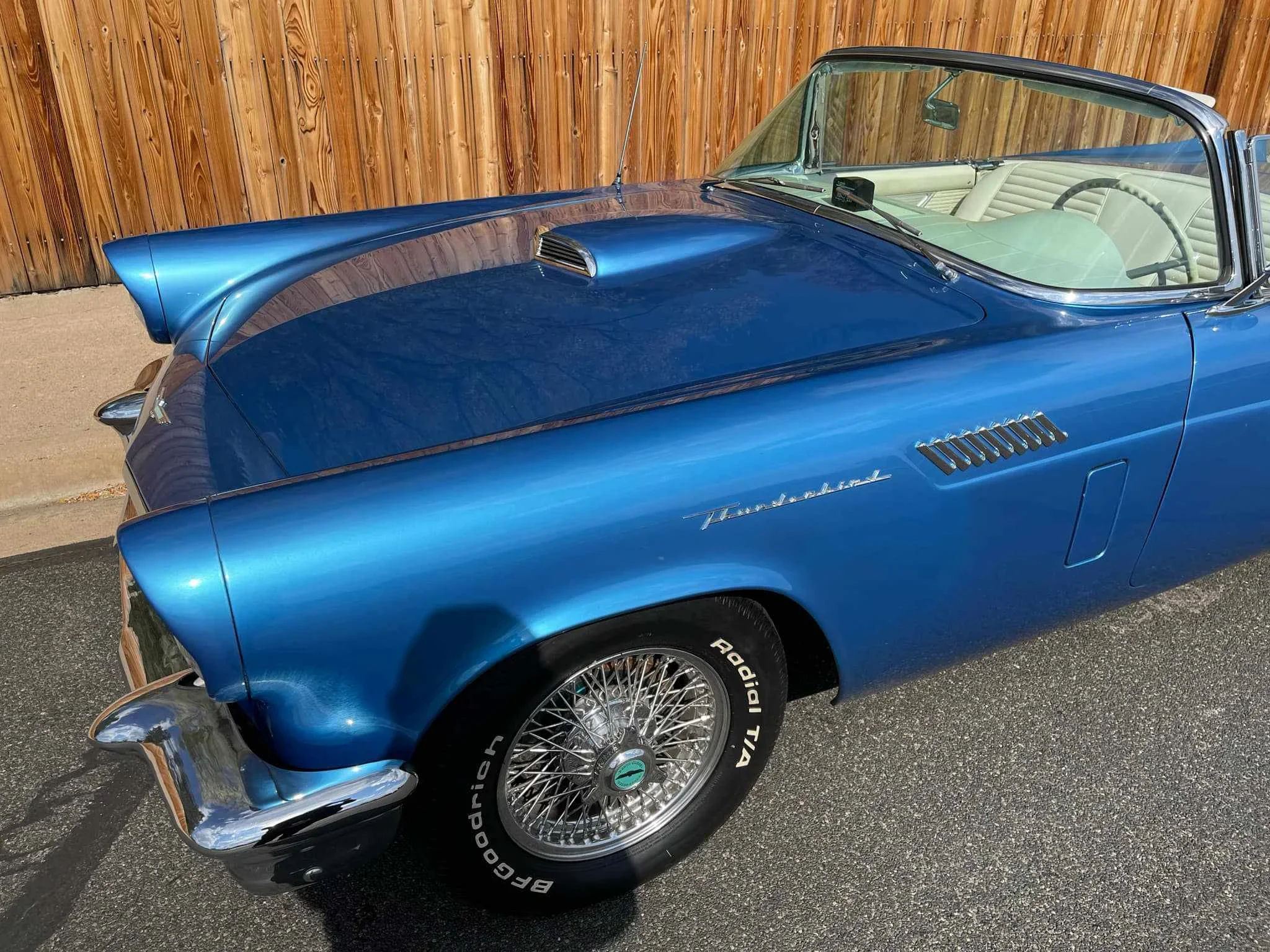 Ford-Thunderbird-1957-Blue-White-7