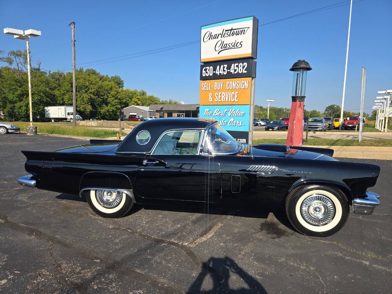 Ford-Thunderbird-1957-Convertible-1