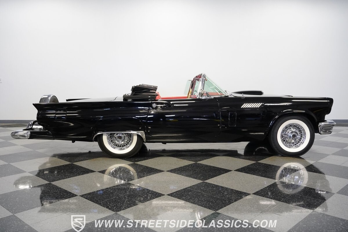 Ford-Thunderbird-1957-Convertible-14