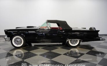 Ford-Thunderbird-1957-Convertible-2