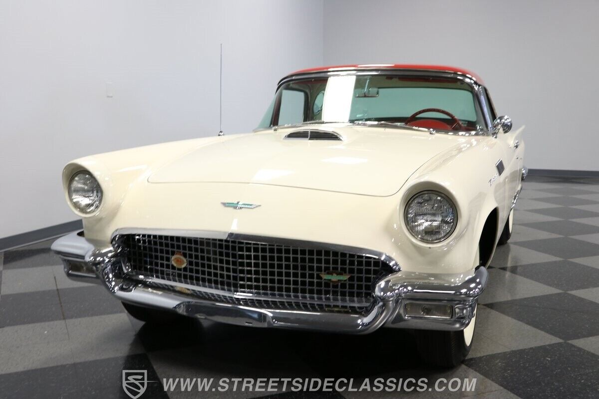 Ford-Thunderbird-1957-Convertible-20