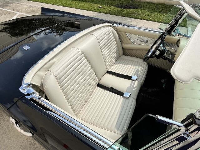 Ford-Thunderbird-1957-Convertible-20