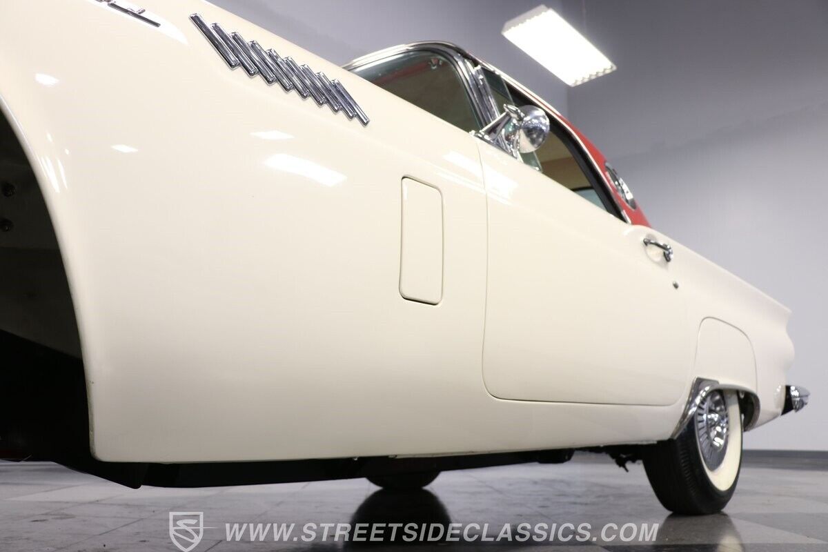 Ford-Thunderbird-1957-Convertible-23