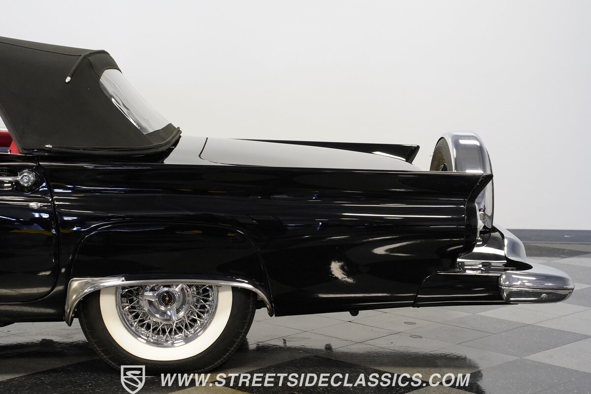 Ford-Thunderbird-1957-Convertible-24
