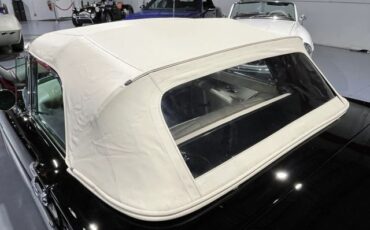 Ford-Thunderbird-1957-Convertible-24