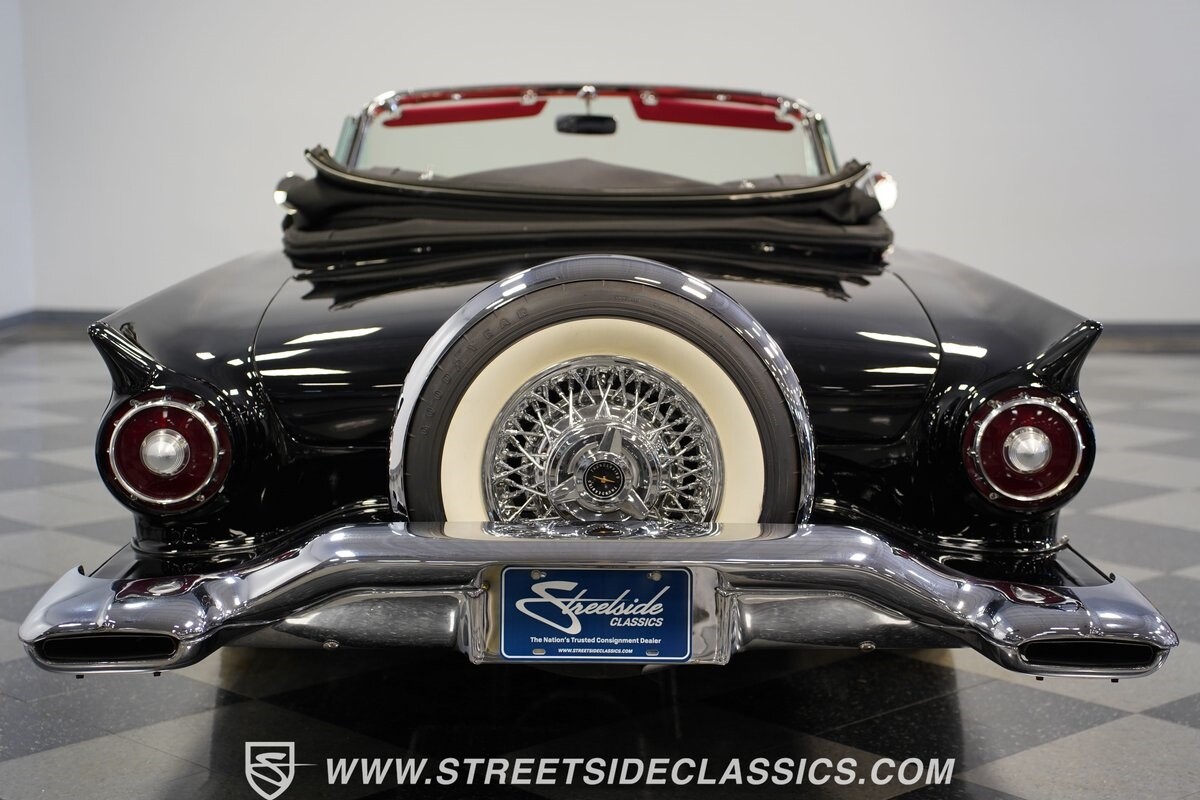 Ford-Thunderbird-1957-Convertible-25