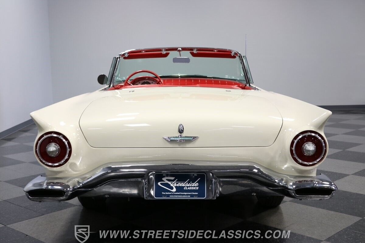 Ford-Thunderbird-1957-Convertible-27