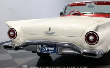Ford-Thunderbird-1957-Convertible-30