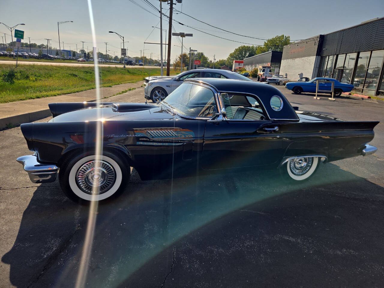Ford-Thunderbird-1957-Convertible-5