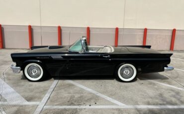 Ford-Thunderbird-1957-Convertible-6