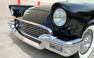 Ford-Thunderbird-1957-Convertible-7